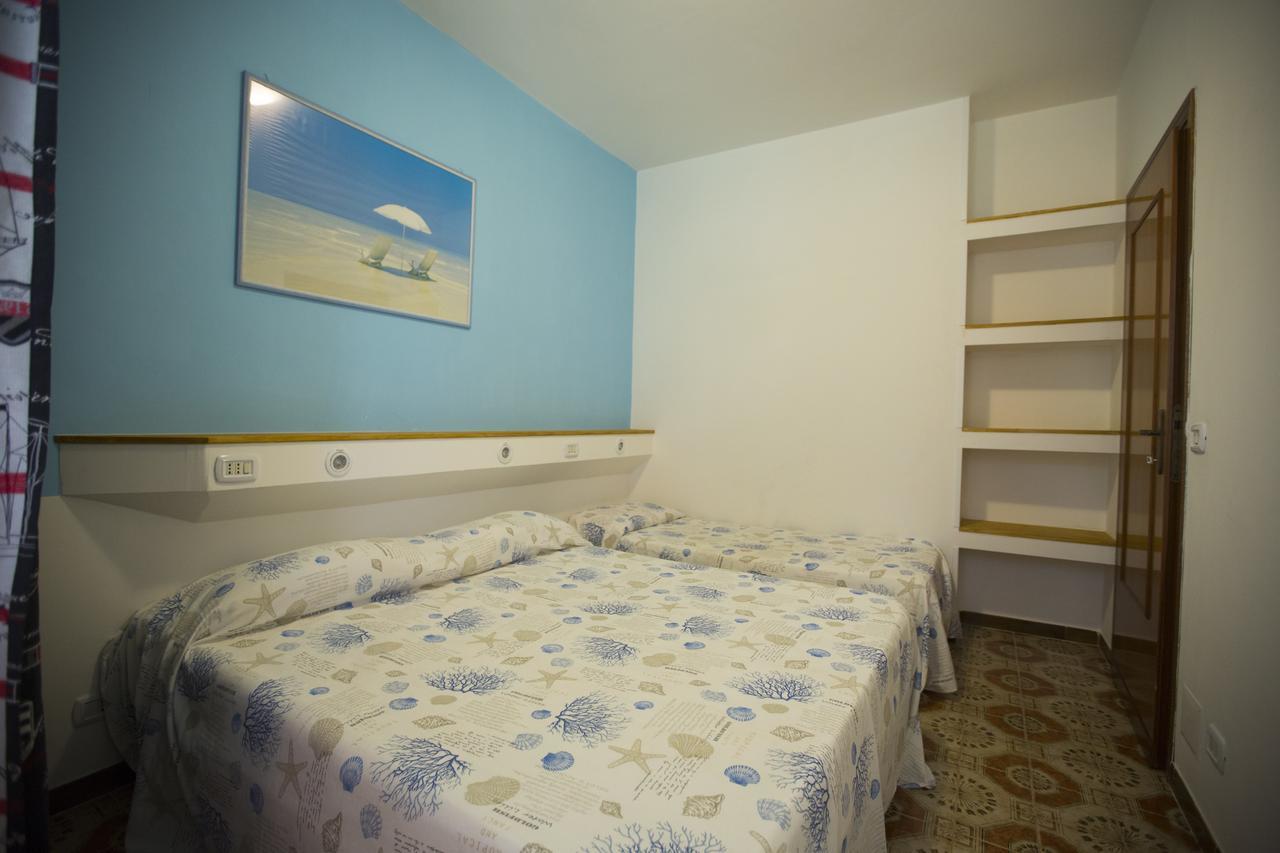Appartamento In Villa Valentini, Fronte Mare, Giardino E Parcheggio Privato, Wifi, Dotato Di Tutti I Confort, Nel Golfo Di Gaeta Minturno Ngoại thất bức ảnh